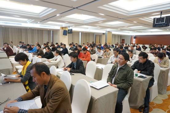11月20日柳州市“自主创新大讲堂”开讲